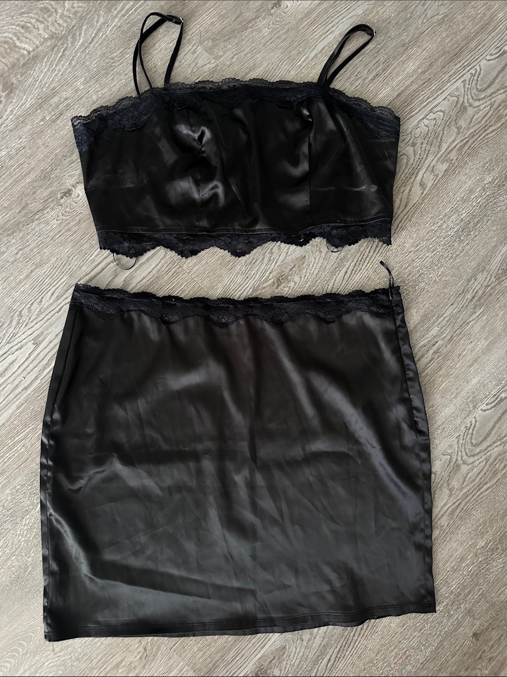 Fashion Nova Black Satin Lace-Trim Skirt Set